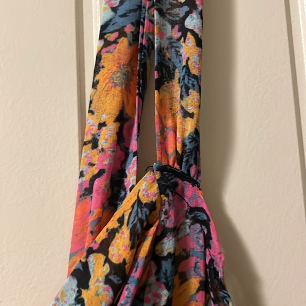 FREE PEOPLE | Endless Love Tank in Dark Floral - Picture 7 of 7